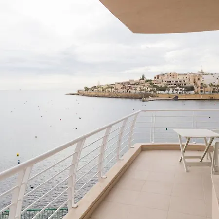 Riviera - Seafront - Wifi Apartment