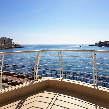 Riviera - Seafront - Wifi