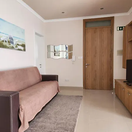 Riviera - Seafront - Wifi Marsaskala