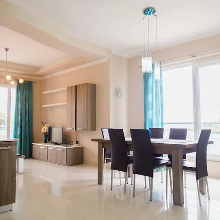 Apartment Riviera - Seafront - Wifi Marsaskala