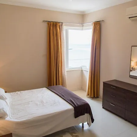 Apartment Riviera - Seafront - Wifi
