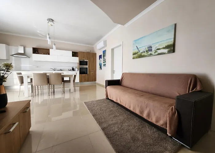 Riviera - Seafront - Wifi Apartman Marsaskala