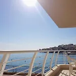 شقة Riviera - Seafront - Wifi