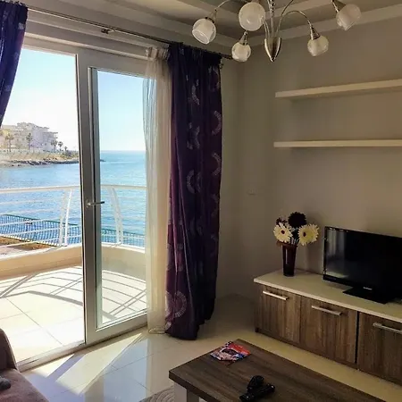 Riviera - Seafront - Wifi مارساسكالا
