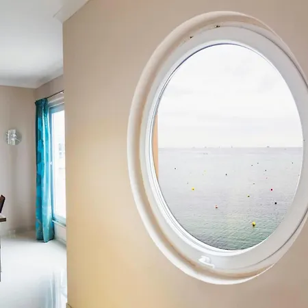 Riviera - Seafront - Wifi مارساسكالا
