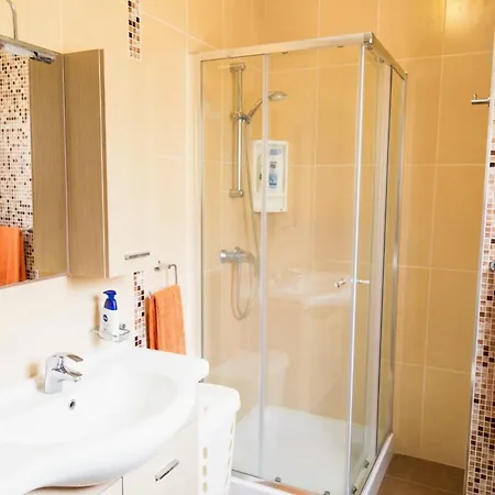 Riviera - Seafront - Wifi Marsaskala