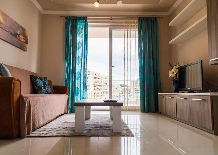 Riviera - Seafront - Wifi