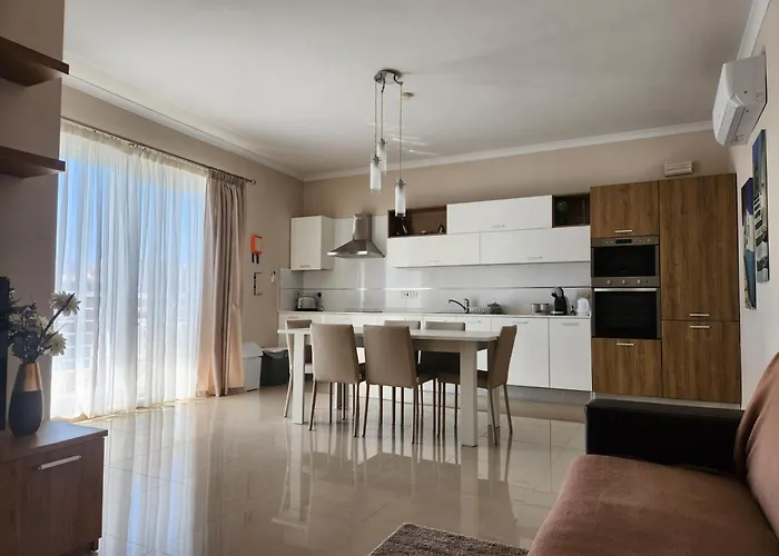 Apartment Riviera - Seafront - Wifi